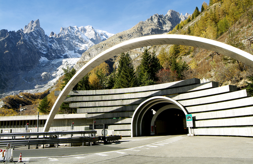FRANSA-İTALYA: MONT BLANC VE FRÉJUS TÜNELLERİNİN KAPATILMASI HAKKINDA